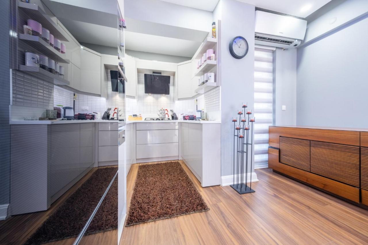 Lara 1+1 Luxury Apartament Antalya